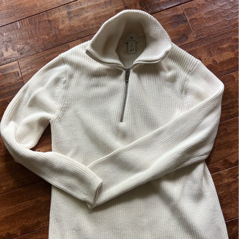H&M zip up sweater